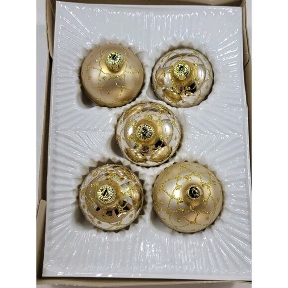 Commodore Christmas Classics Vtg 5 Glass Ornaments Gold White Hand Decorated - Picture 2 of 6